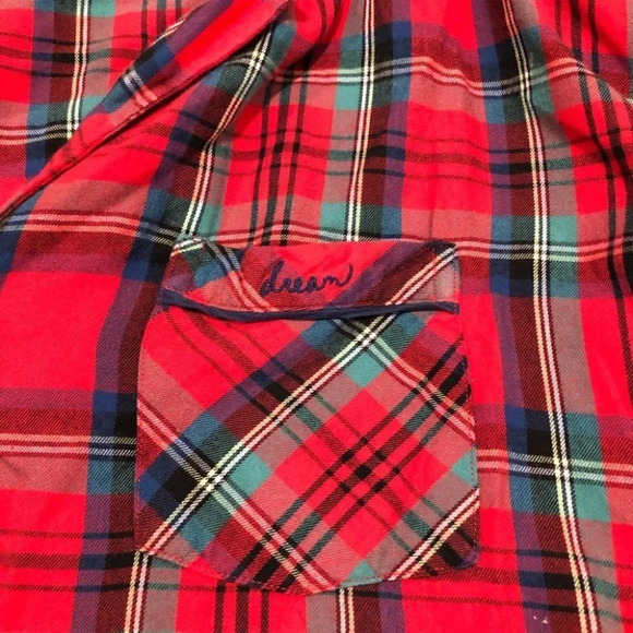 Victoria’s Secret Red Women’s flannel top pj shirt Size Small - Picture 8 of 8